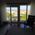 Seashore Apartment *